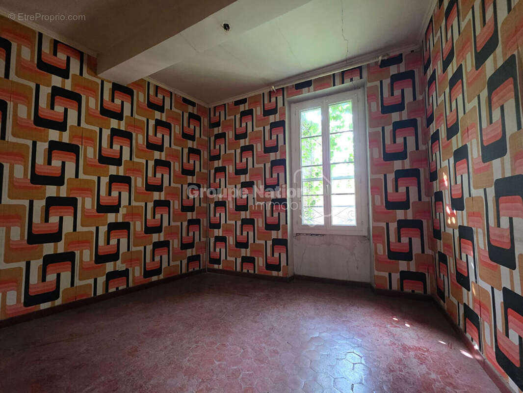 Exclusivité - Maison de ville - A rénover - photo 6