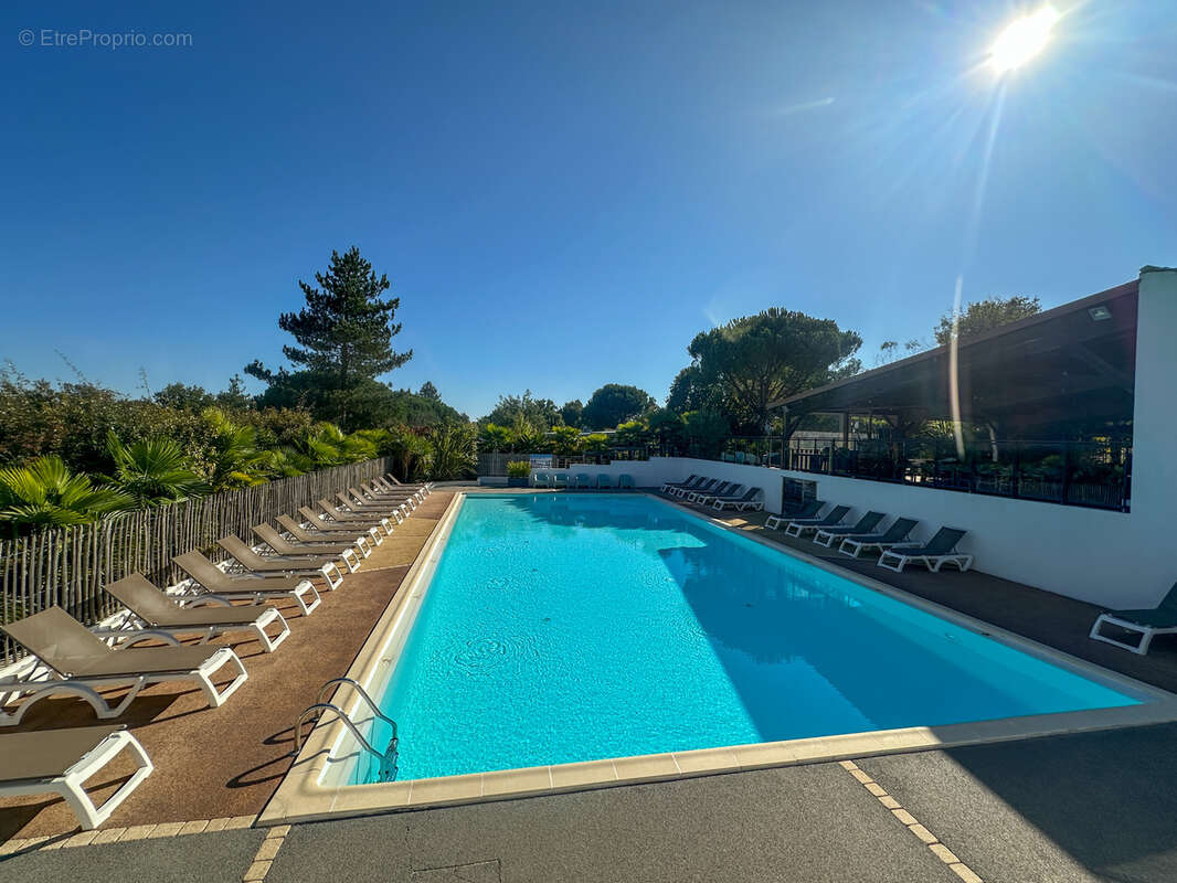 Maison à MOUTIERS-LES-MAUXFAITS