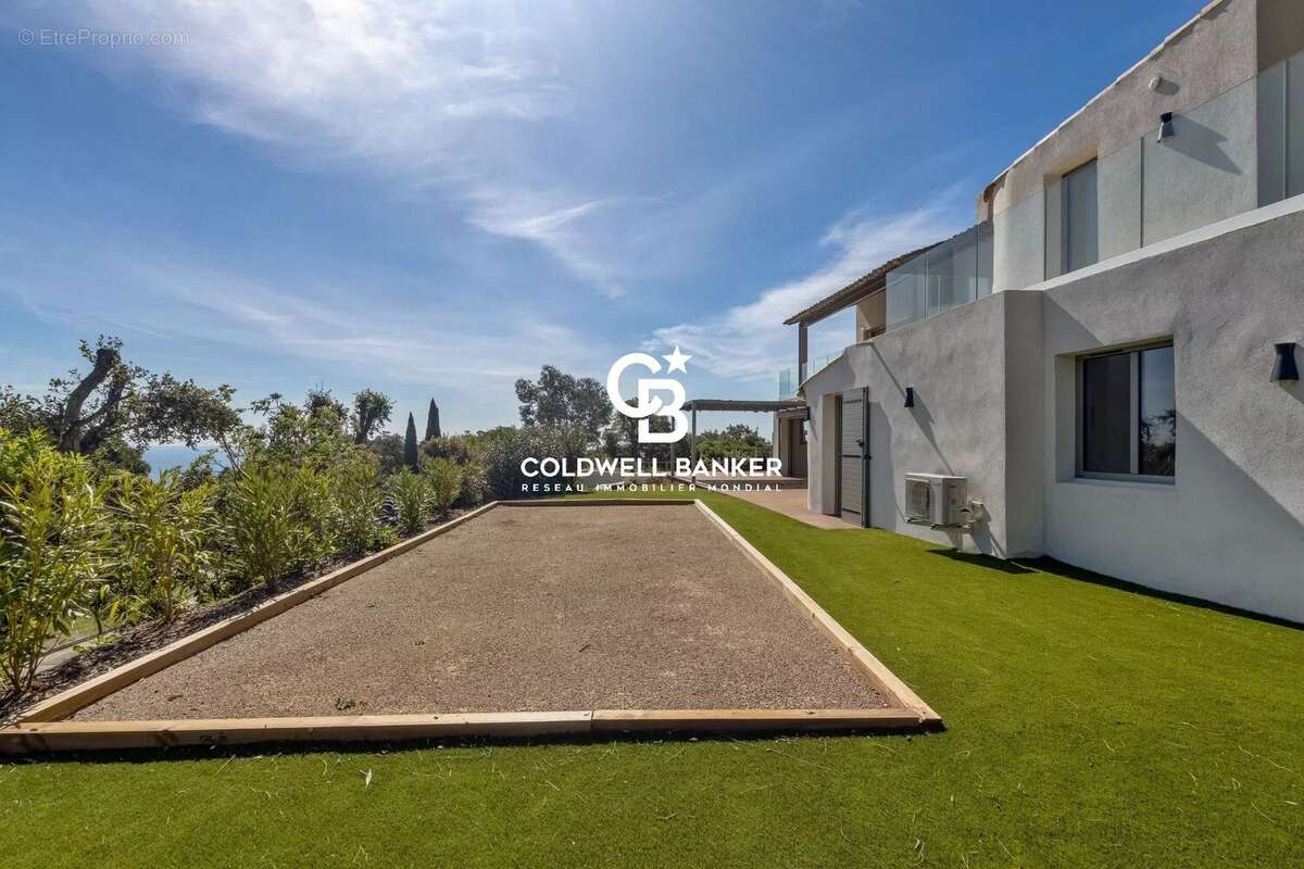 Maison à CAVALAIRE-SUR-MER