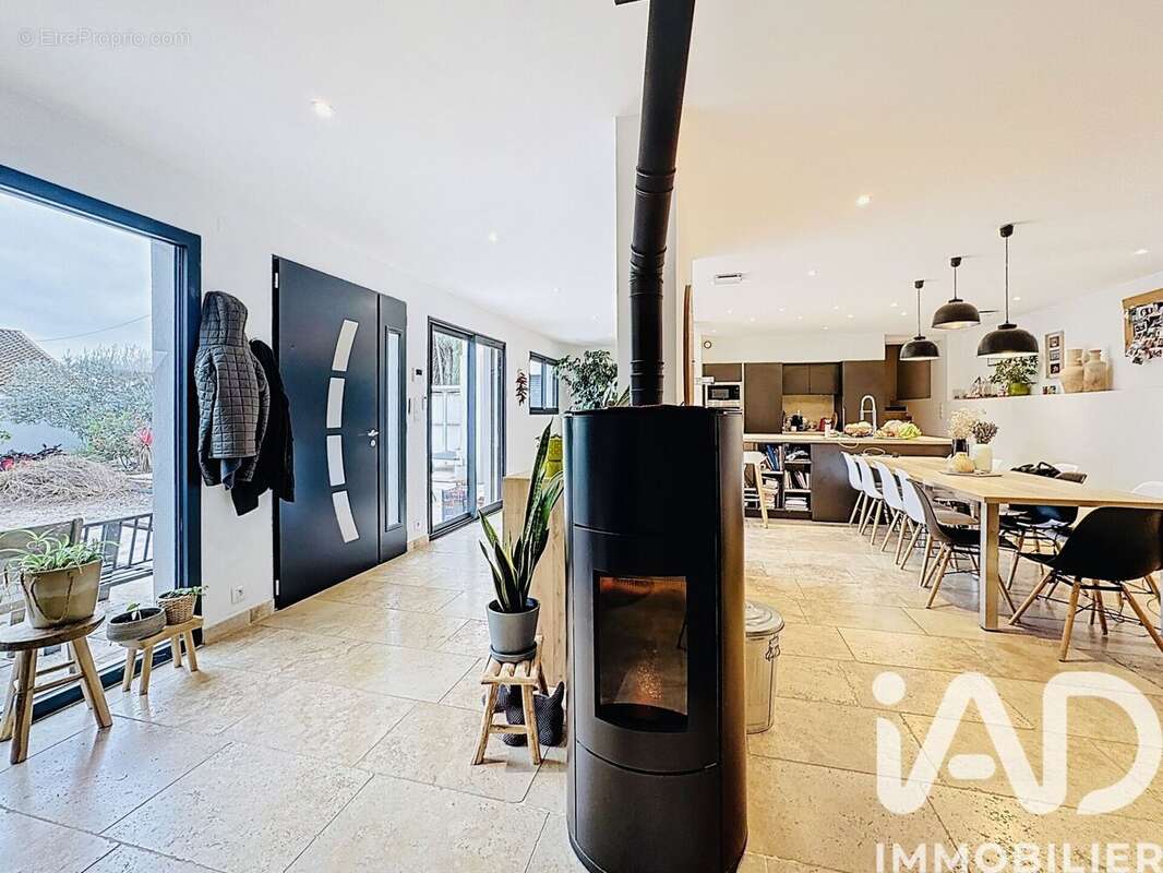 Photo 5 - Maison à ARLES