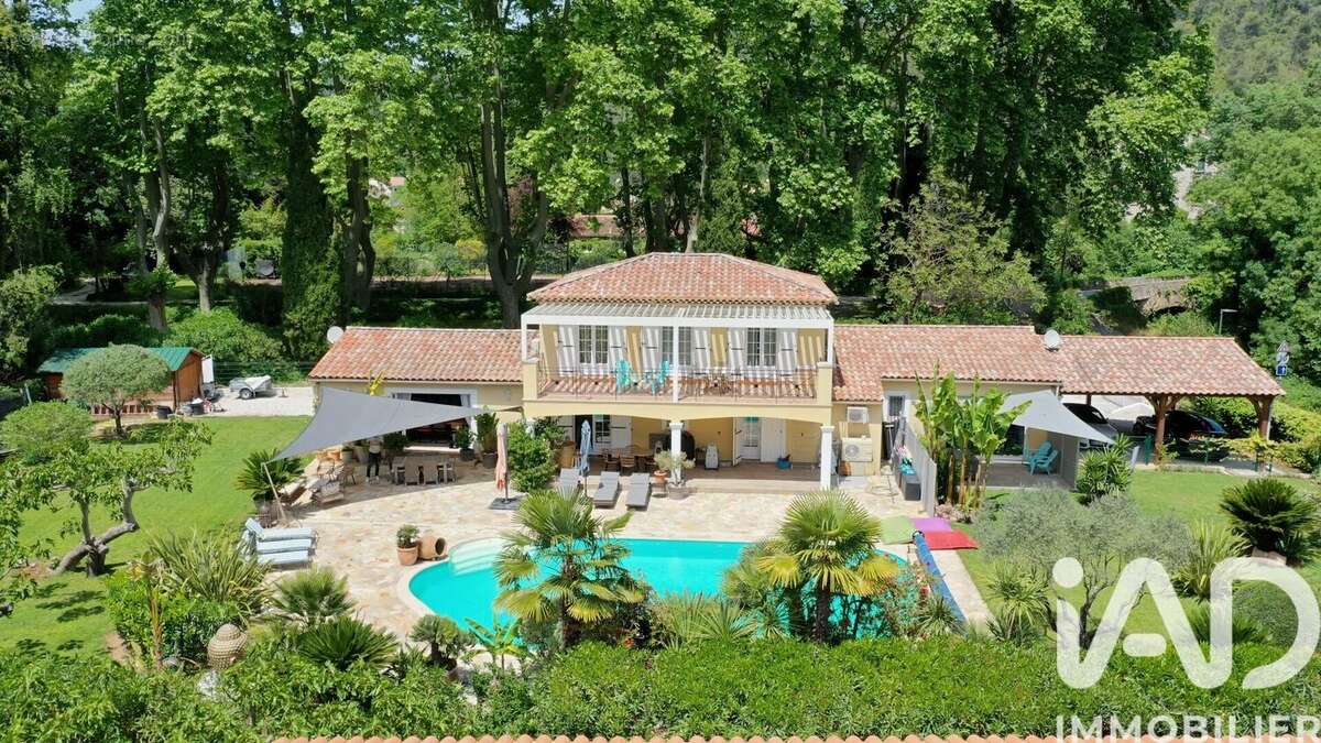 Photo 1 - Maison à SOLLIES-TOUCAS