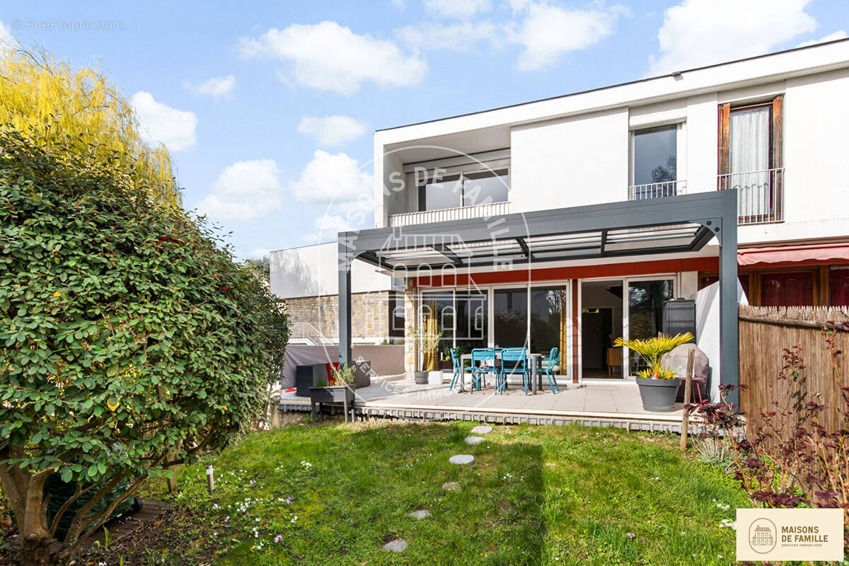 Maison à BOUGIVAL