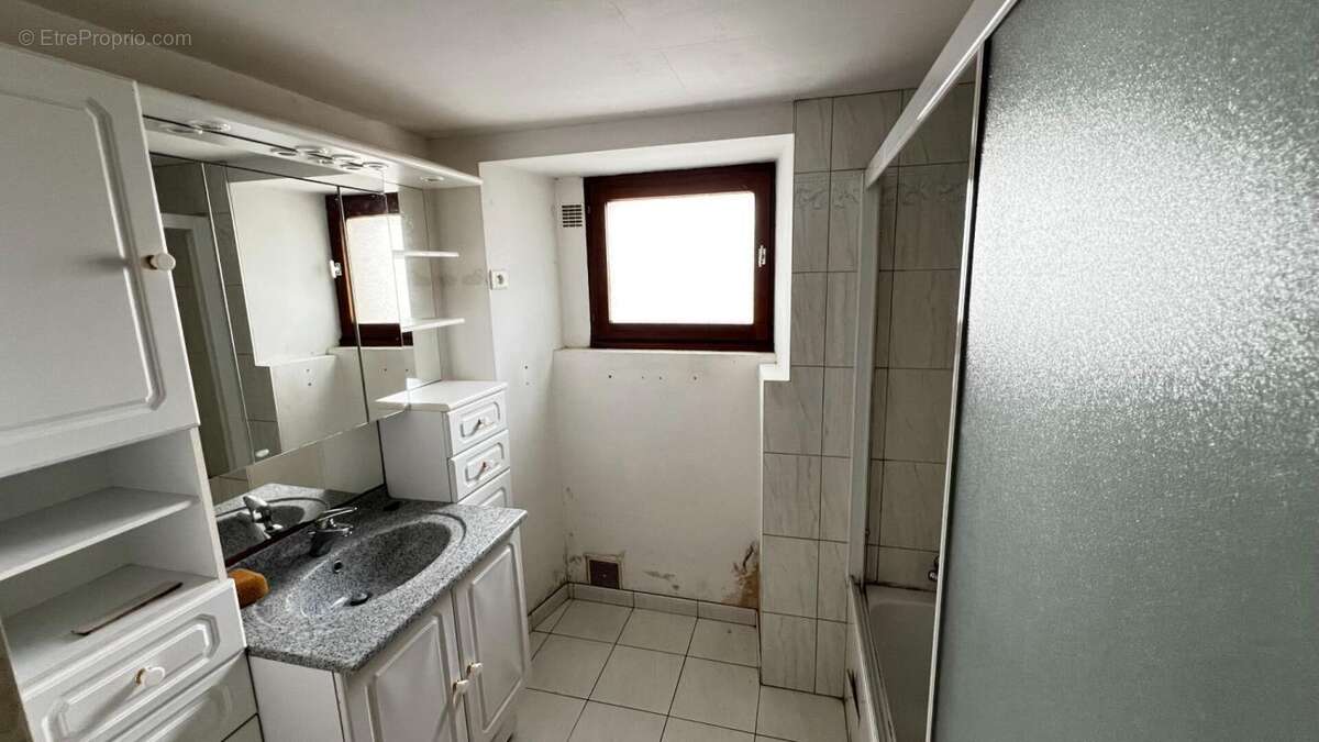 Maison à POUZAUGES