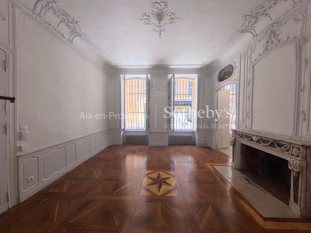 Appartement à AIX-EN-PROVENCE