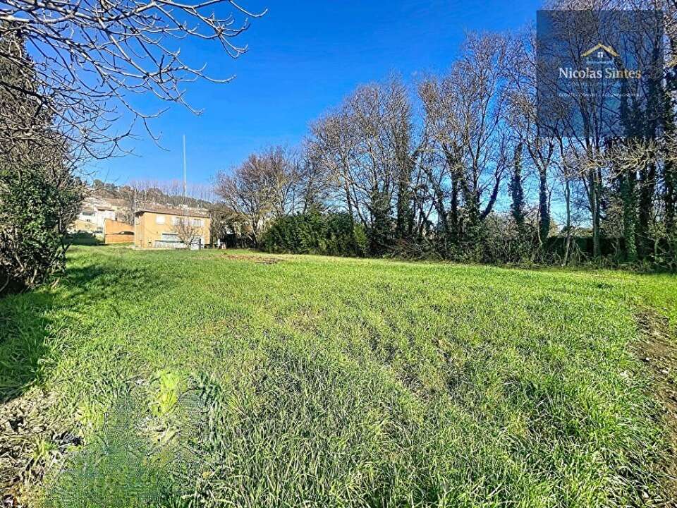 Terrain 1324 m² à Camps-La-Source  - photo 3
