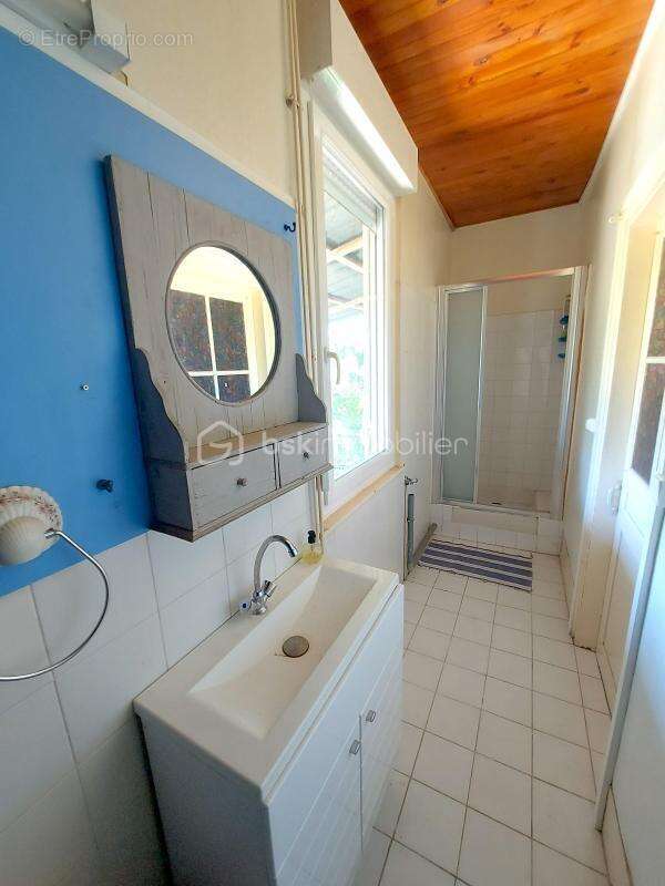 Maison de caractère avec dépendances ! calme, espace et potentiel : une opportunité à saisir ! - photo 8