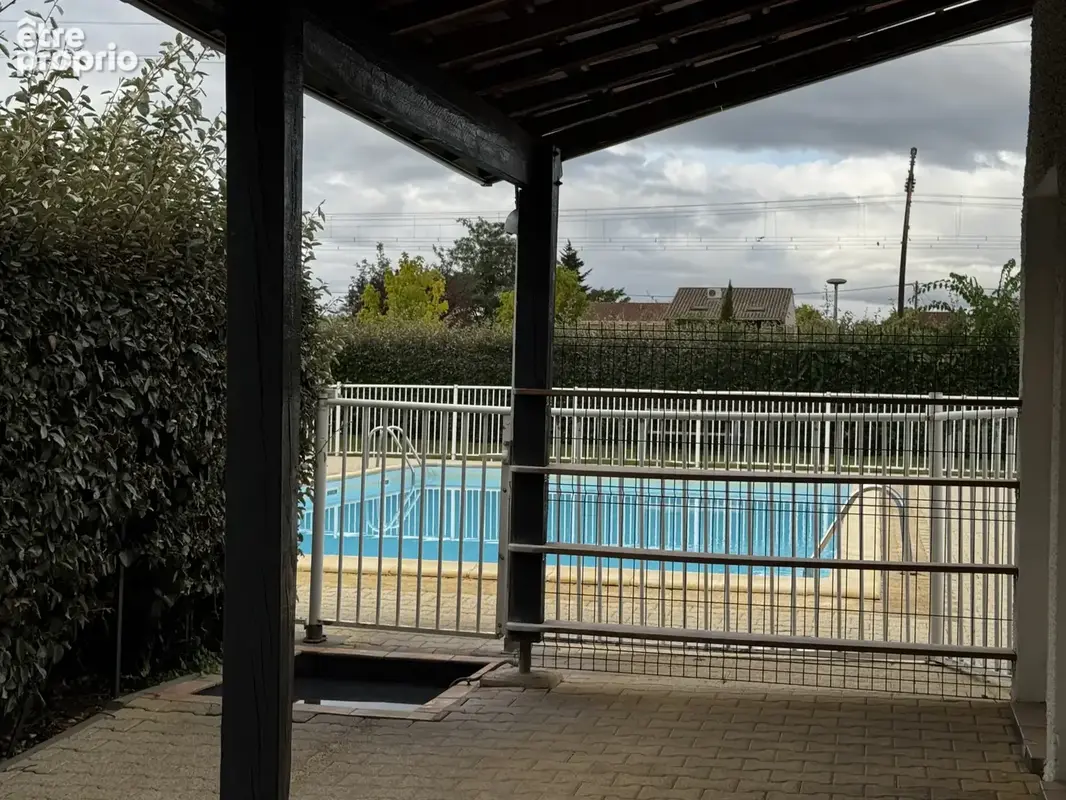 Mérignac Arlac   Appartement T1 avec 1 place de parking et jardinet - photo 5