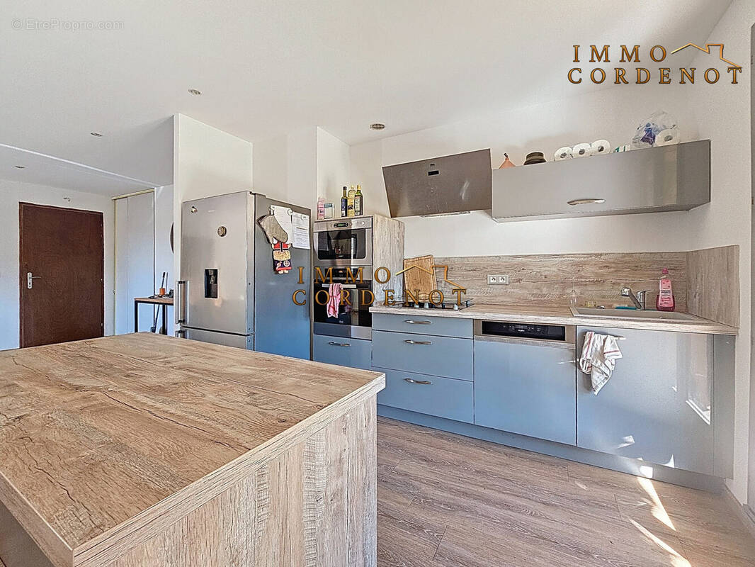 Maison à FORCALQUEIRET