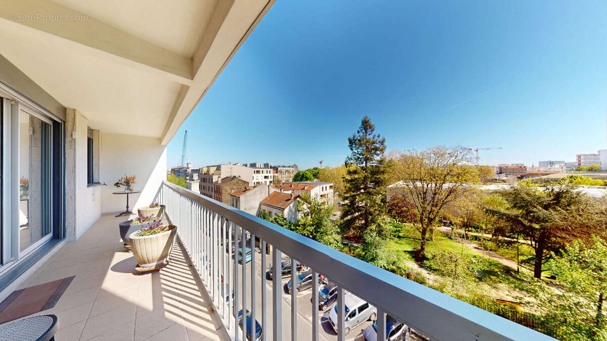 Appartement à AUBERVILLIERS