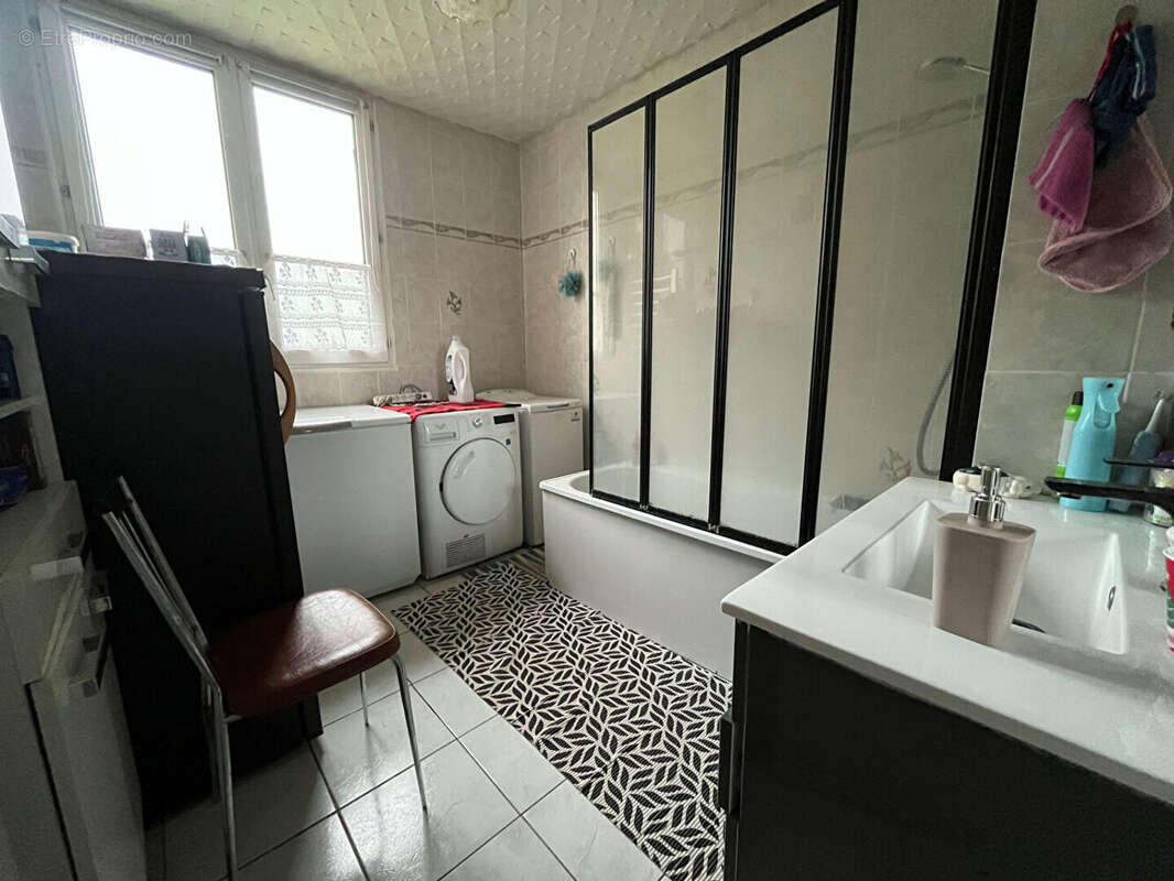 Appartement à PONT-SAINTE-MAXENCE