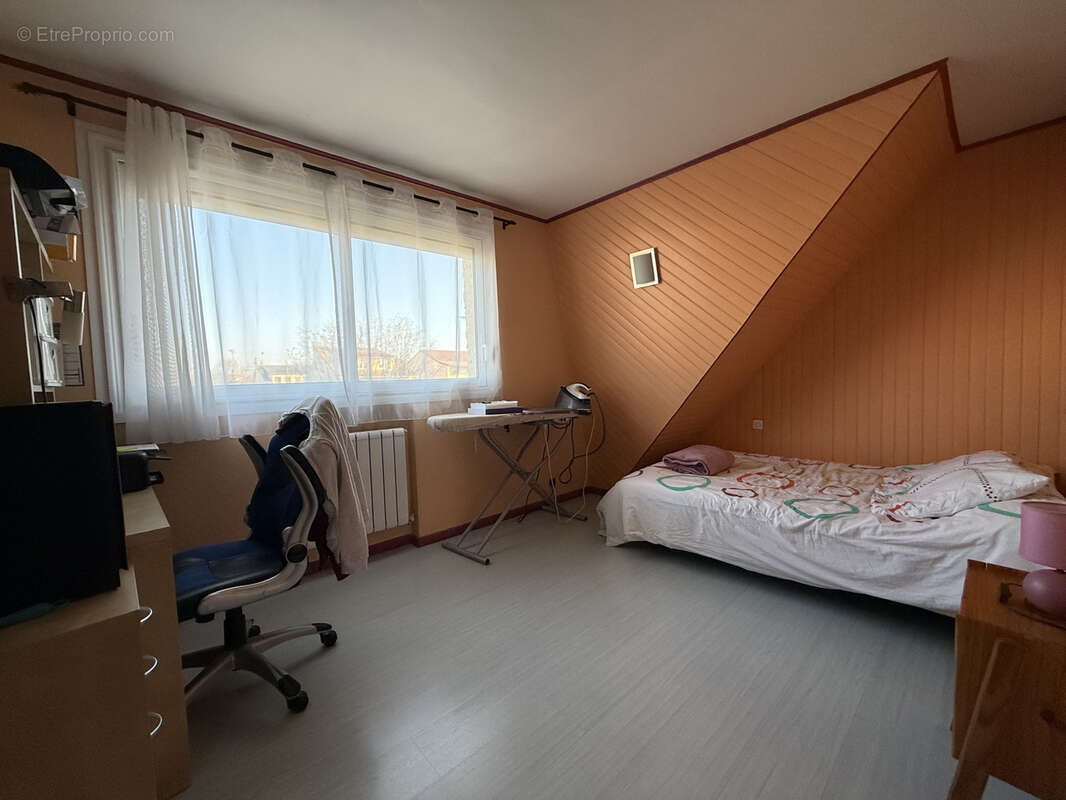 Maison à LE BLANC-MESNIL