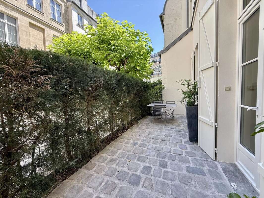 Loft coup de cœur avec terrasse privative Marais - photo 7