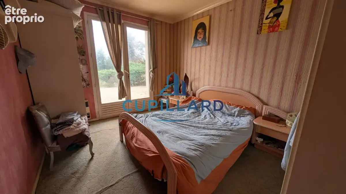 Villa semi-enterrée avec joli terrain arboré - photo 14