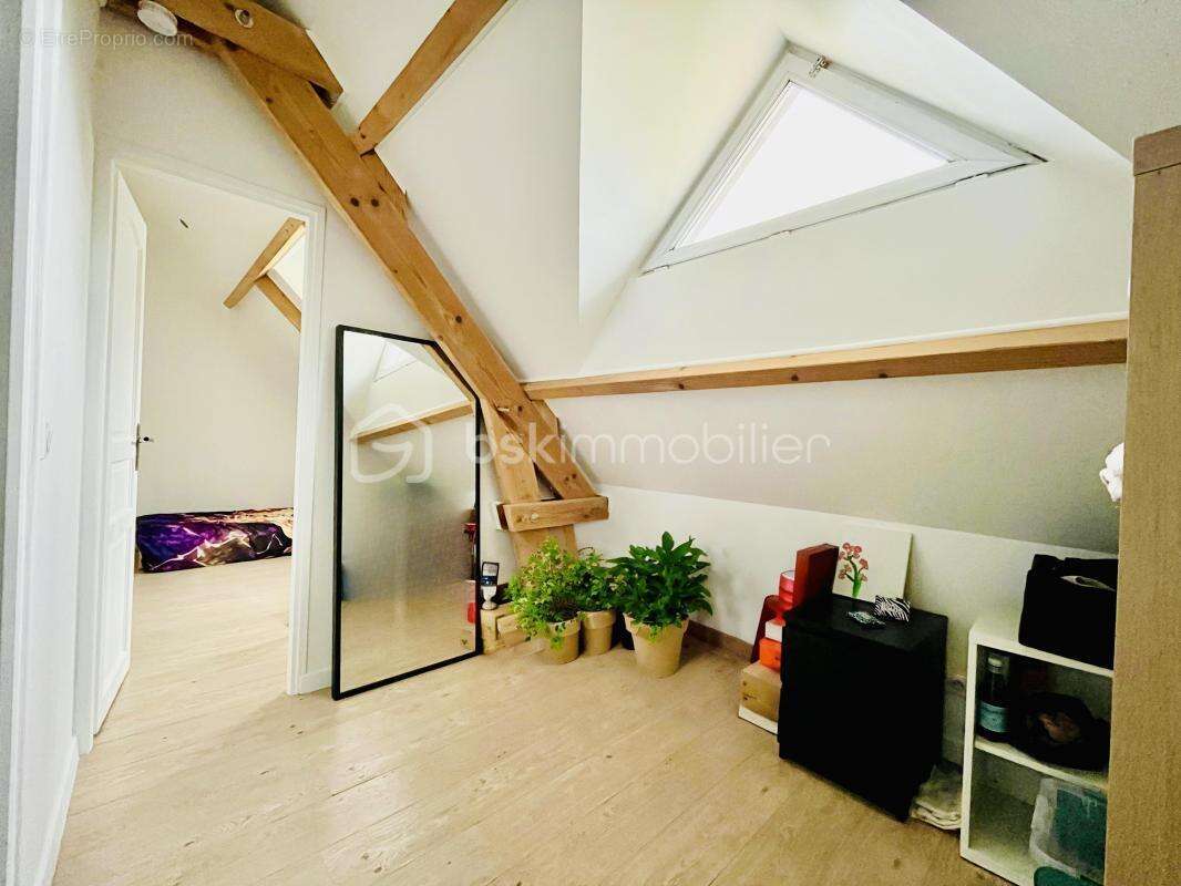 Maison à OZOIR-LA-FERRIERE