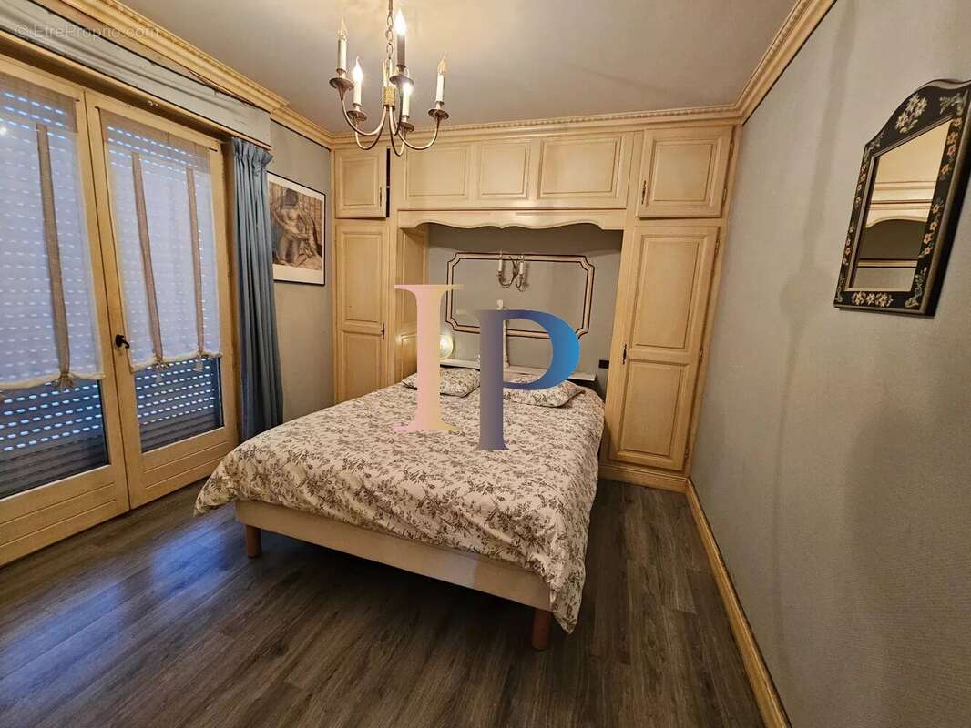 Maison à POUILLY-SOUS-CHARLIEU