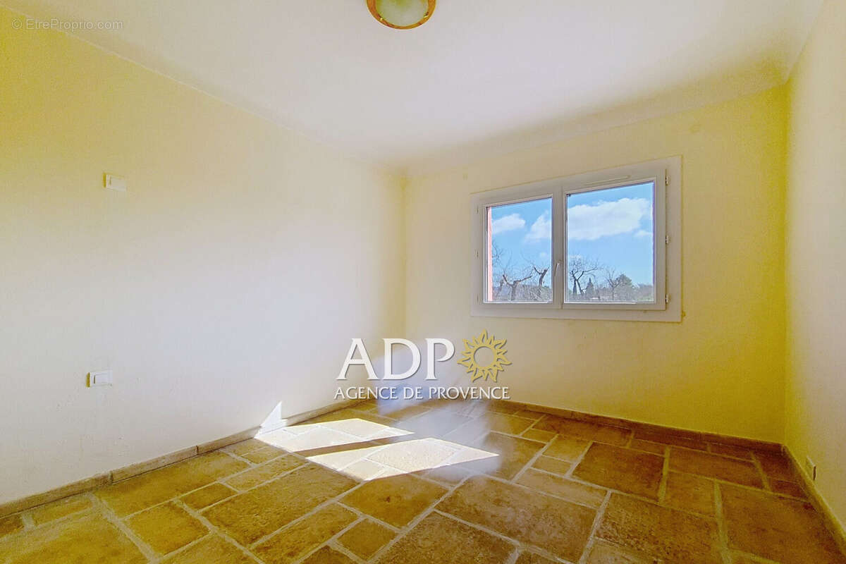Appartement 142 m² à Saint-Cezaire-Sur-Siagne  - photo 7