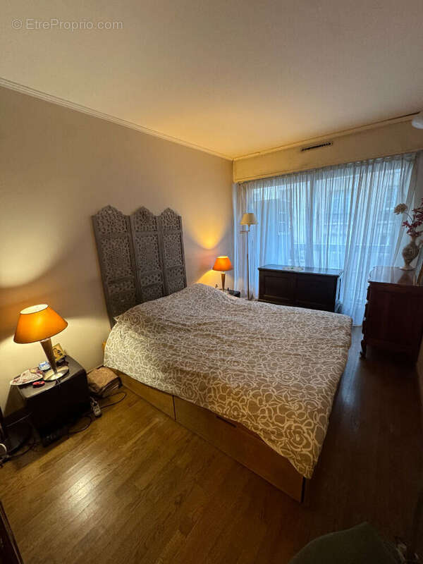 Appartement à PARIS-19E
