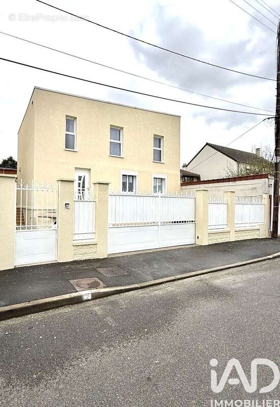 Photo 2 - Maison à PARAY-VIEILLE-POSTE