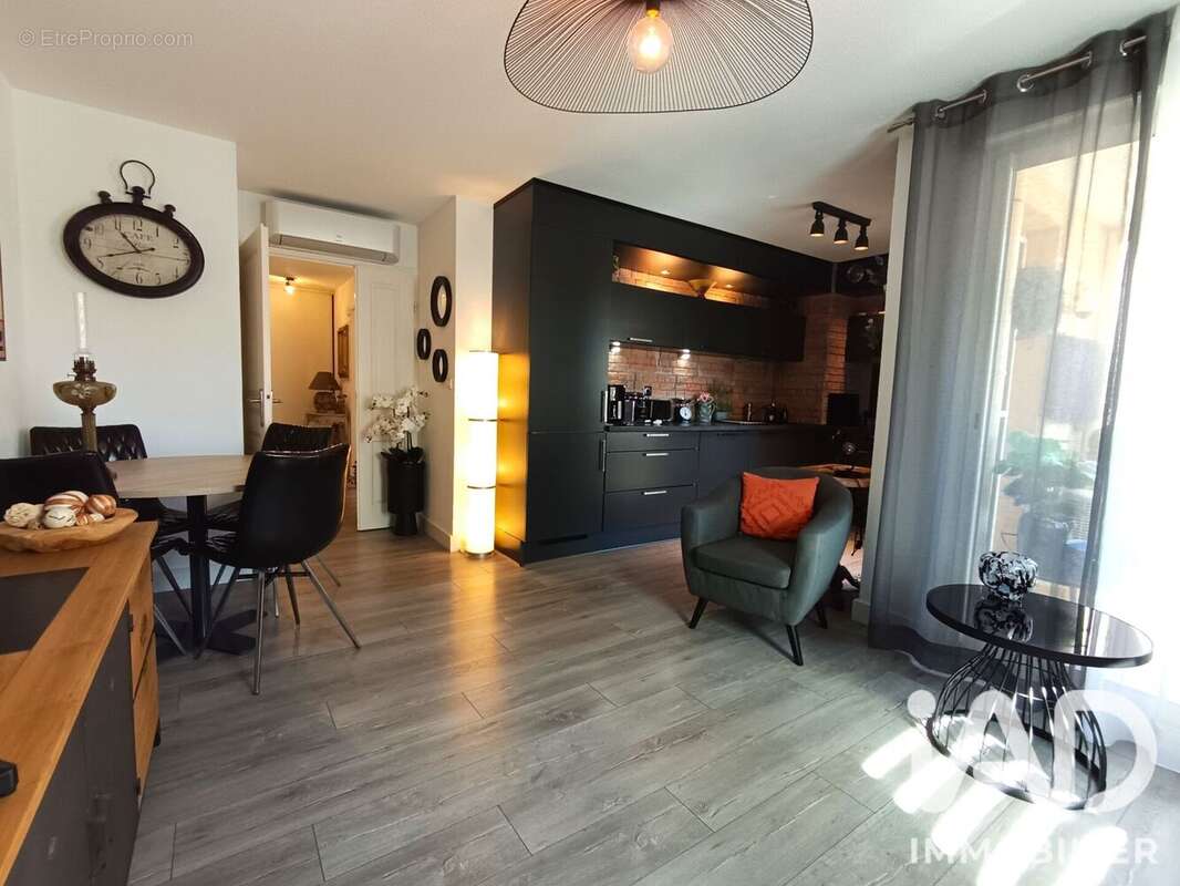 Appartement 52 m² à Toulon  - photo 2