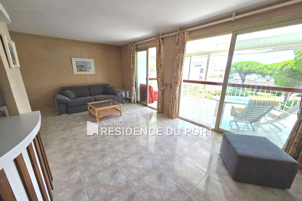 Appartement 45 m² à Mandelieu-La-Napoule  - photo 7