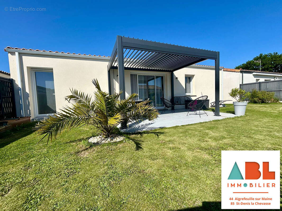 Maison à BELLEVILLE-SUR-VIE