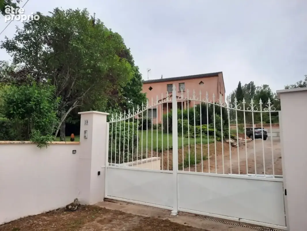 PUYGOUZON - Grande maison familiale avec piscine et jardin - photo 17