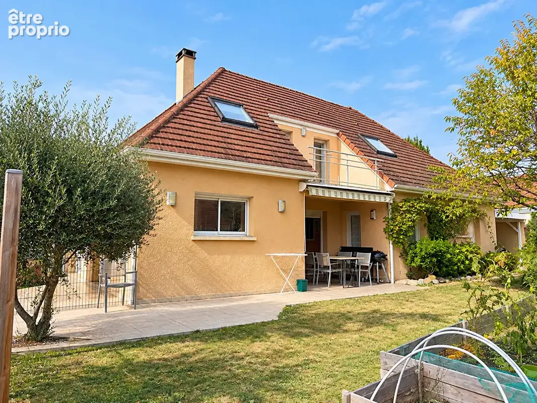 Lescar, Maison T5 sur jardin 700m² - photo 12