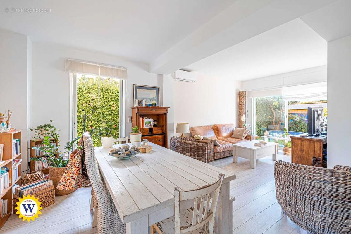 Maison à VILLENEUVE-LOUBET