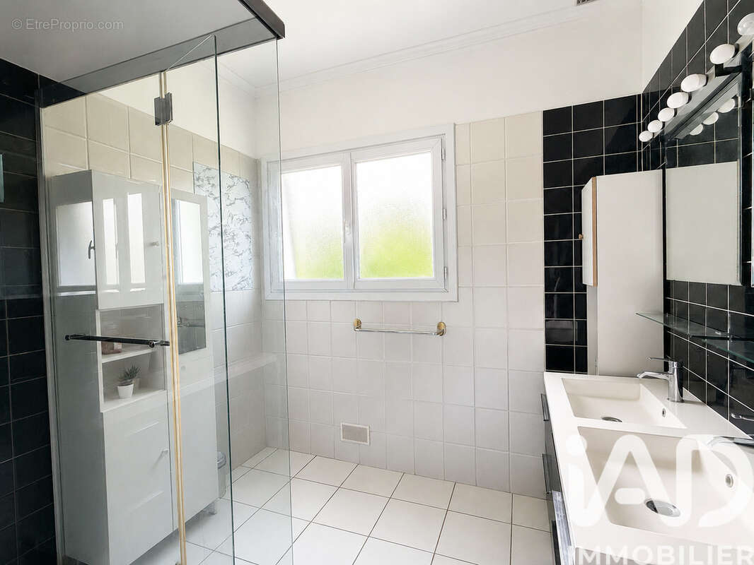 Photo 9 - Maison à PLAISIR