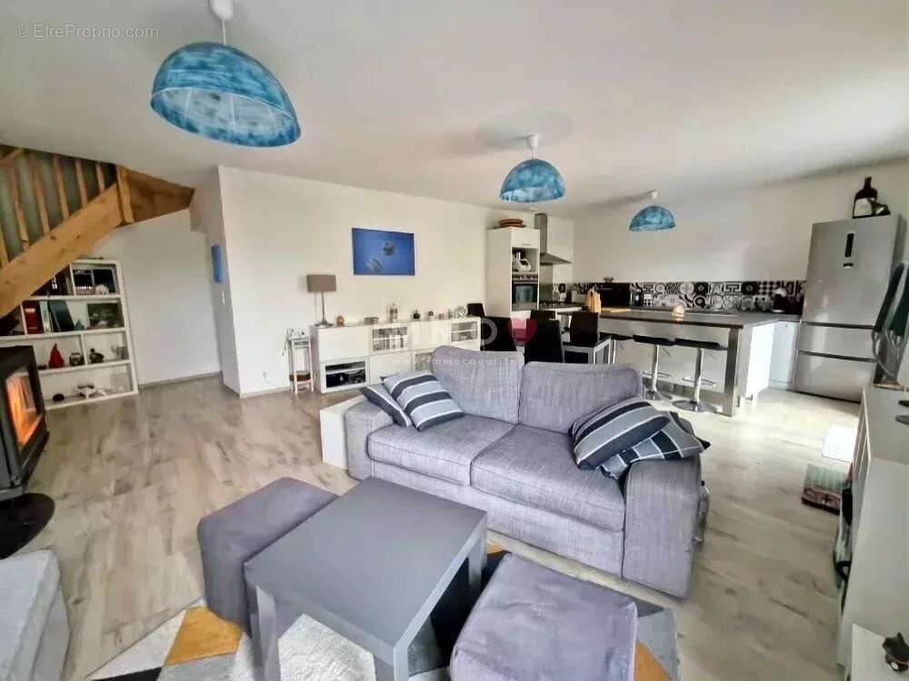 Maison à AIGREFEUILLE-D'AUNIS