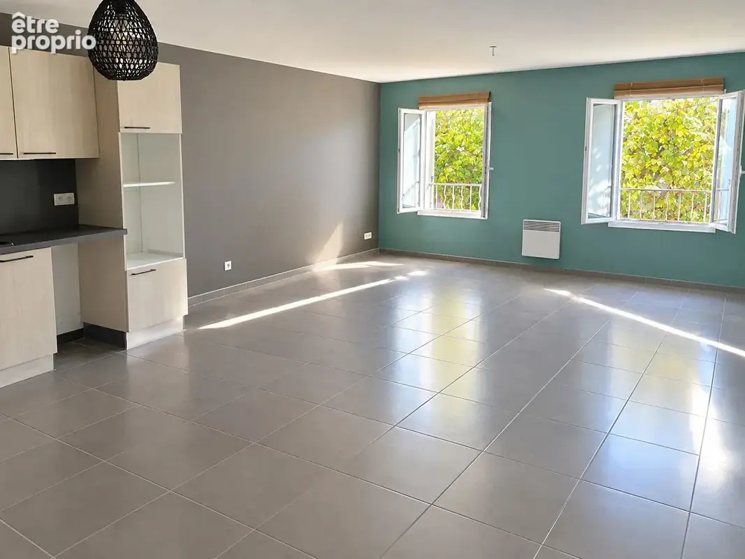 Appartement à SIX-FOURS-LES-PLAGES