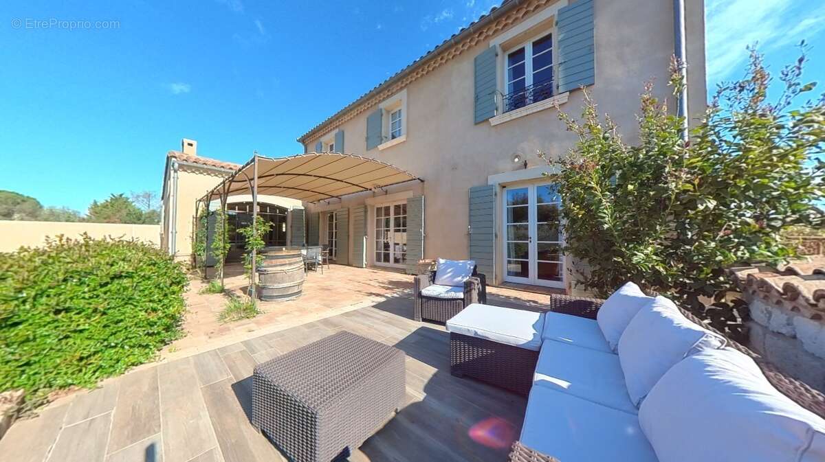 Maison à BESSAN