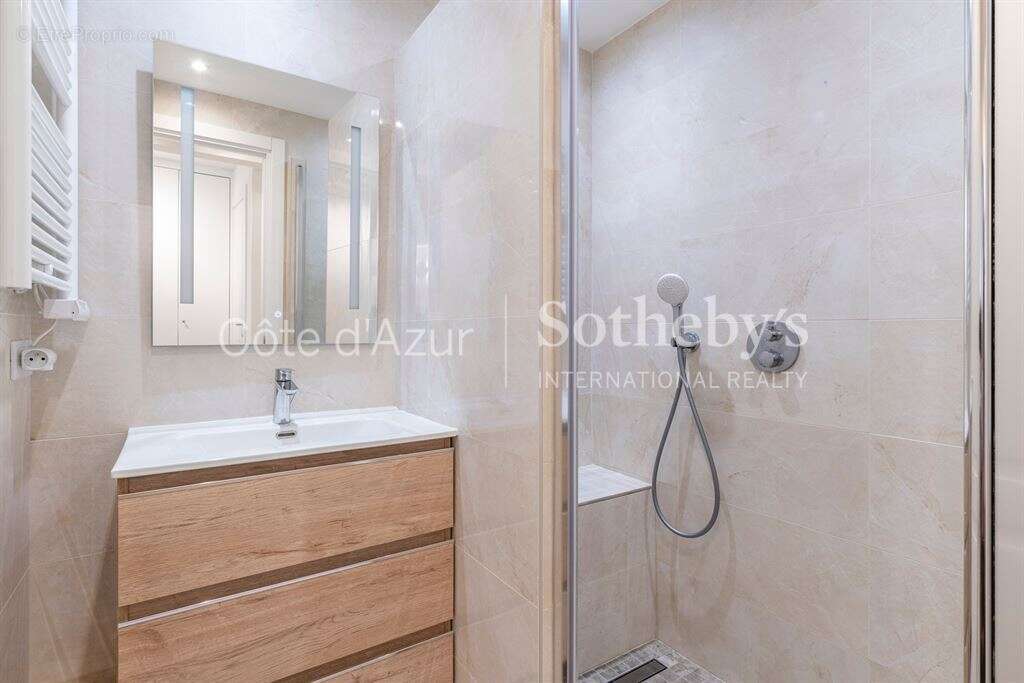 Appartement à BEAULIEU-SUR-MER