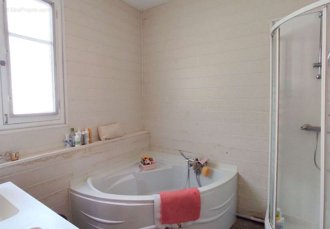 Maison à CHATELLERAULT