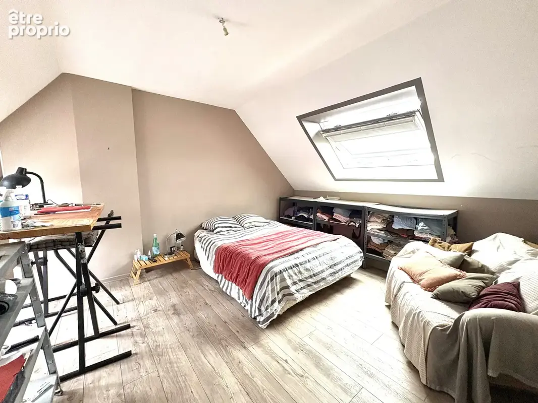 À vendre : Superbe T2 Duplex au cœur de Fouesnant Idéalement situé en plein centre de Fouesnant, ce charmant a - photo 3