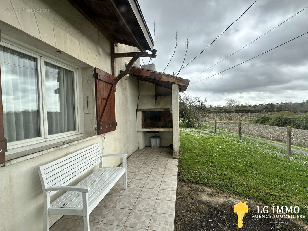 Ensemble de deux maisons, garage, terrain 1424 m2, aperçu estuaire - photo 28