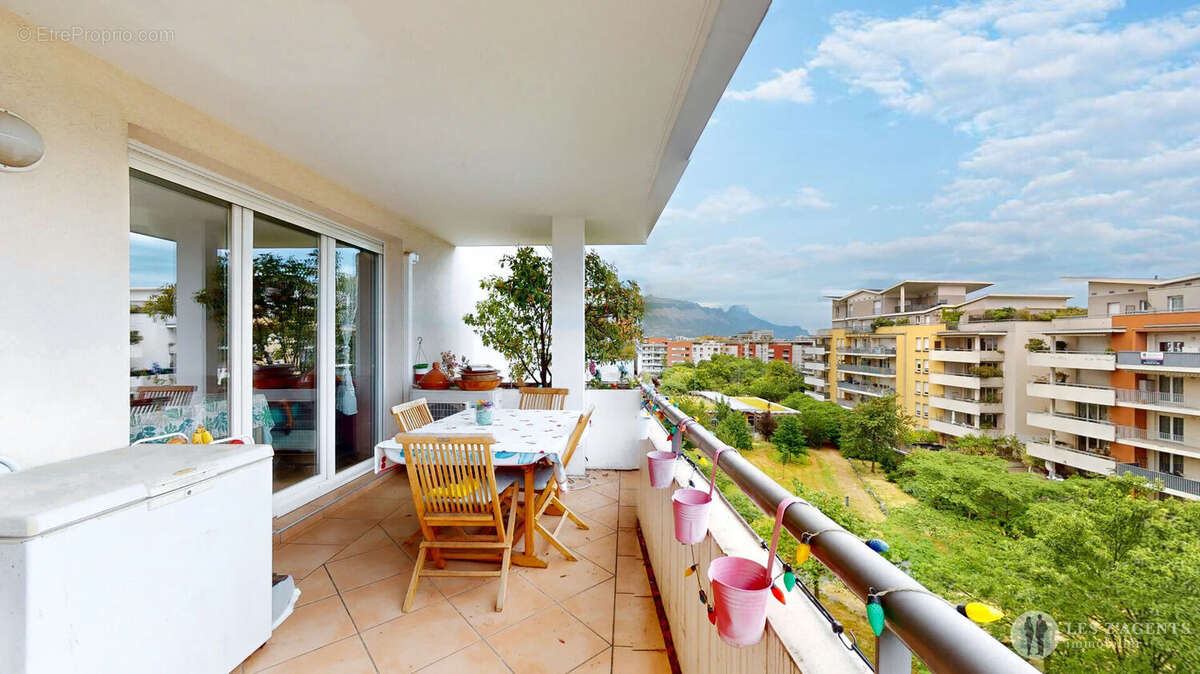 Appartement à ECHIROLLES