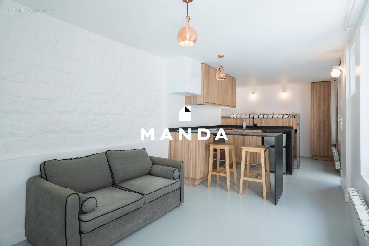 Appartement à PARIS-18E