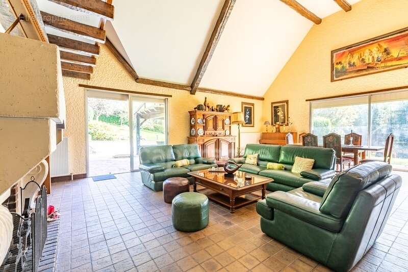 Maison à CHEZY-SUR-MARNE