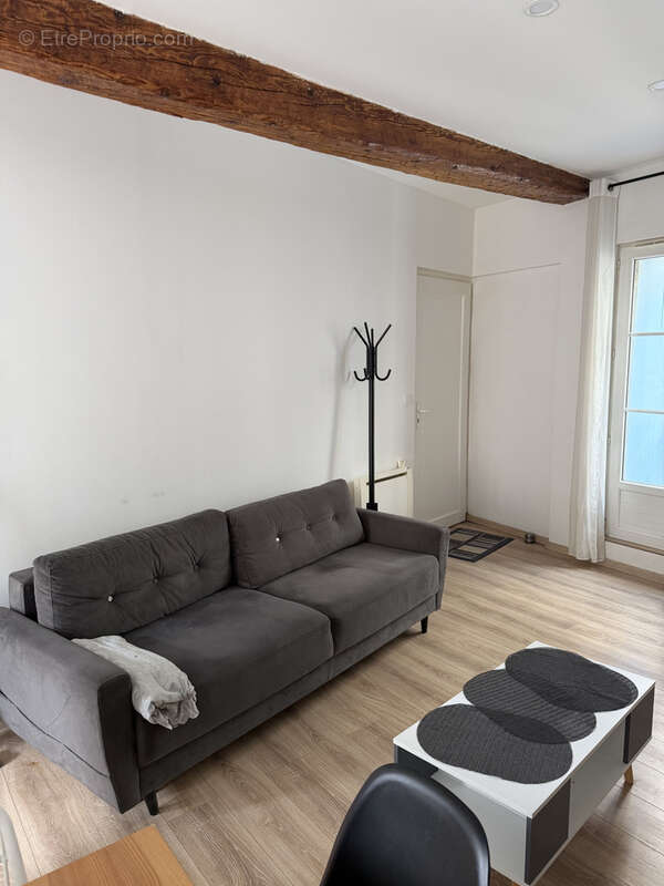 Appartement à L'ISLE-SUR-LA-SORGUE