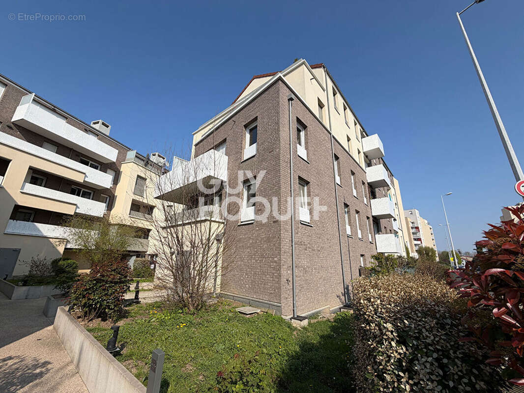 Appartement à NEUILLY-SUR-MARNE