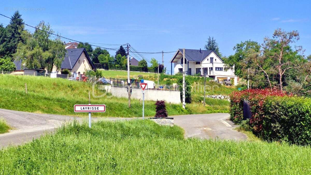 Terrain constructible totalement viabilisé avec vue sur les Pyrénées - photo 9