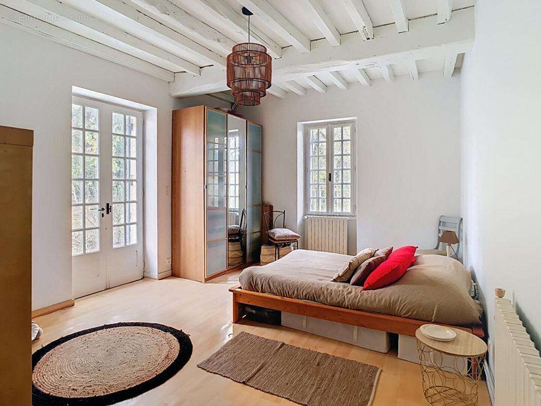 Maison à LE BUISSON-DE-CADOUIN