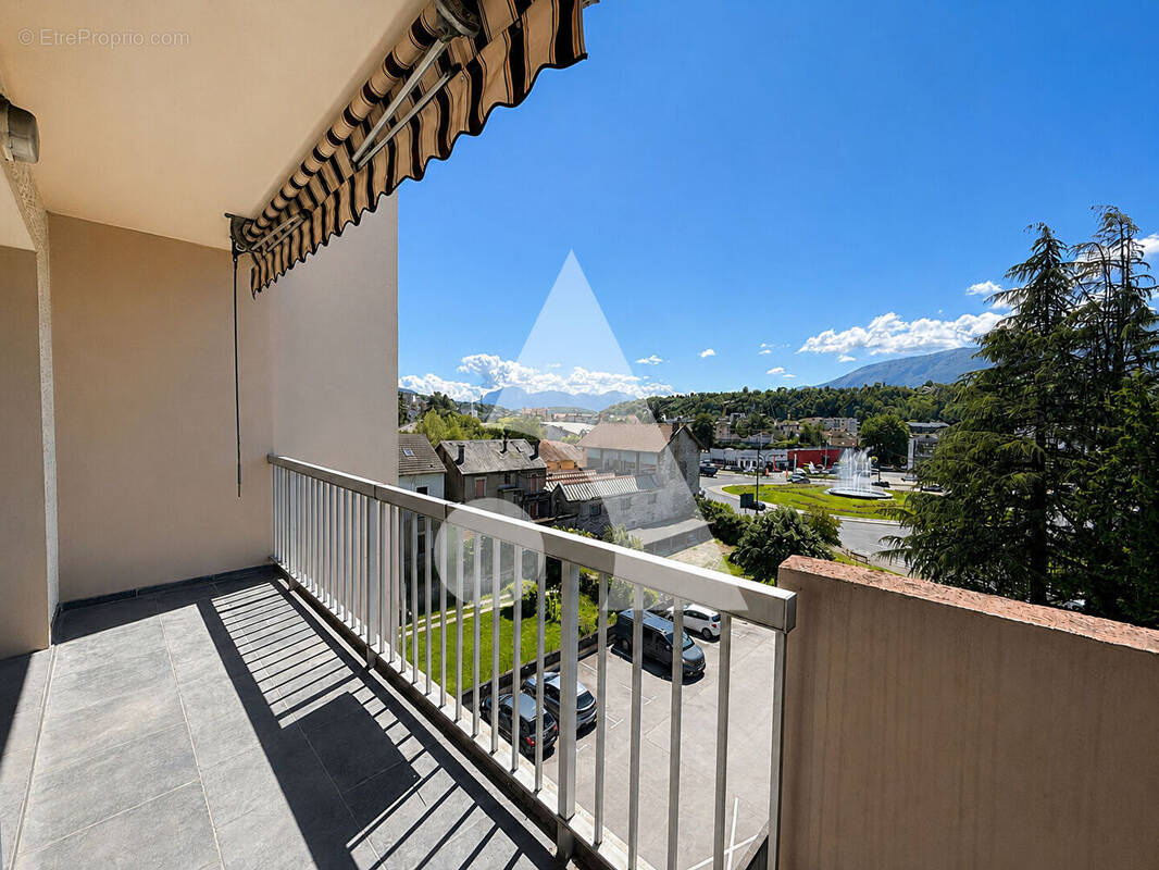 Appartement à AIX-LES-BAINS