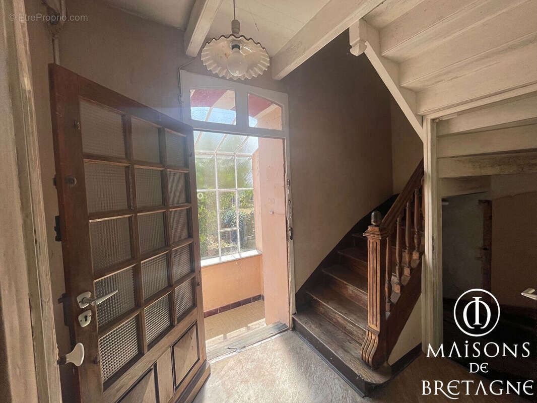 Maison de charme à rénover au coeur de Bannalec - photo 2