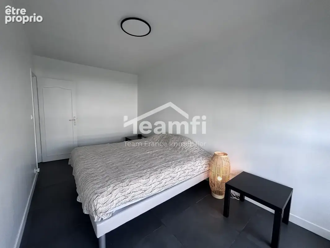 Appartement 75 m² à Fleury-Les-Aubrais  - photo 7