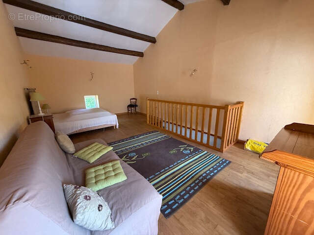 Maison à COMBRONDE