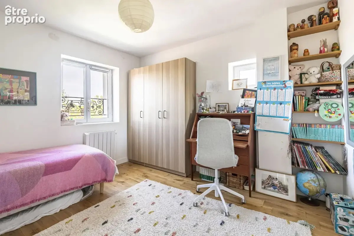 Maison - Saint-Germain-en-Laye - 140 m2 - 6 pièces - photo 12