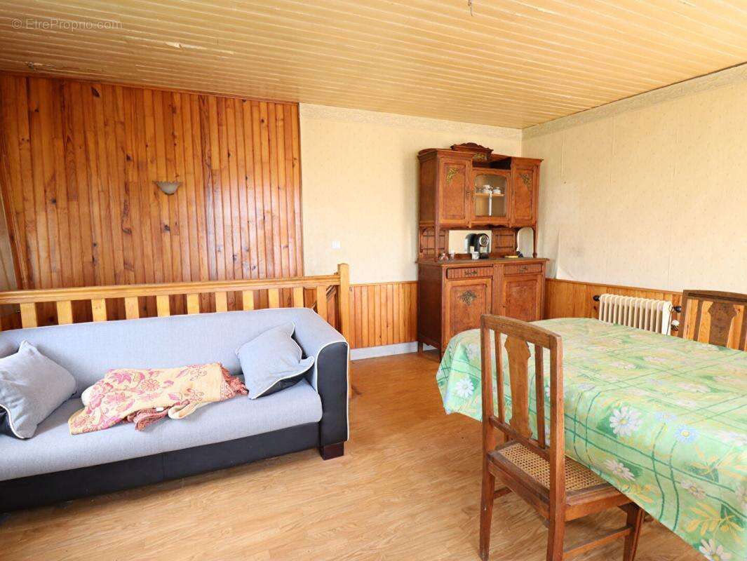 Maison à AUBUSSON-D&#039;AUVERGNE