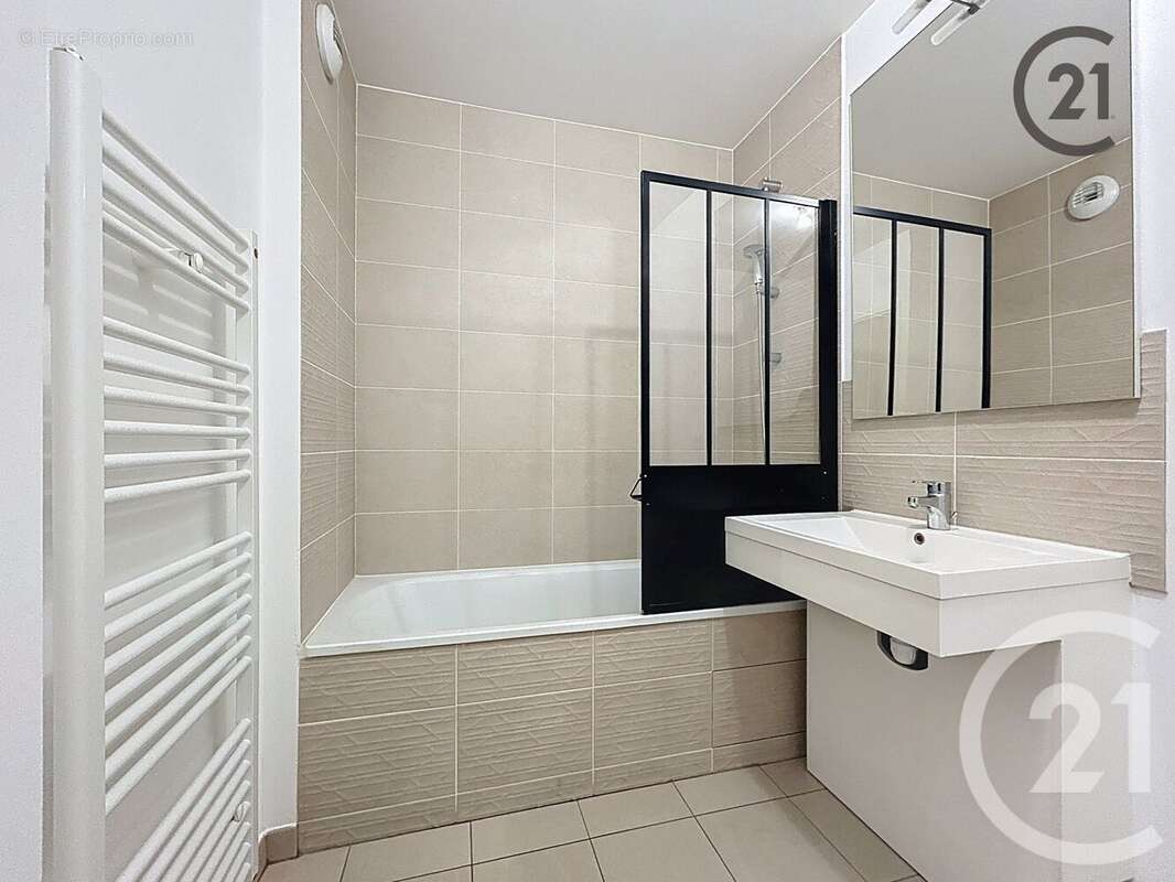 Appartement à BRIE-COMTE-ROBERT